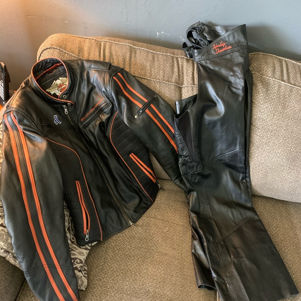 Women’s riding leathers